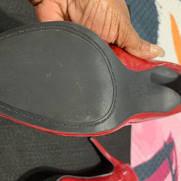 Kenneth Cole Reaction "Socially" SZ 7.5M Pumps - Picture 8 of 13